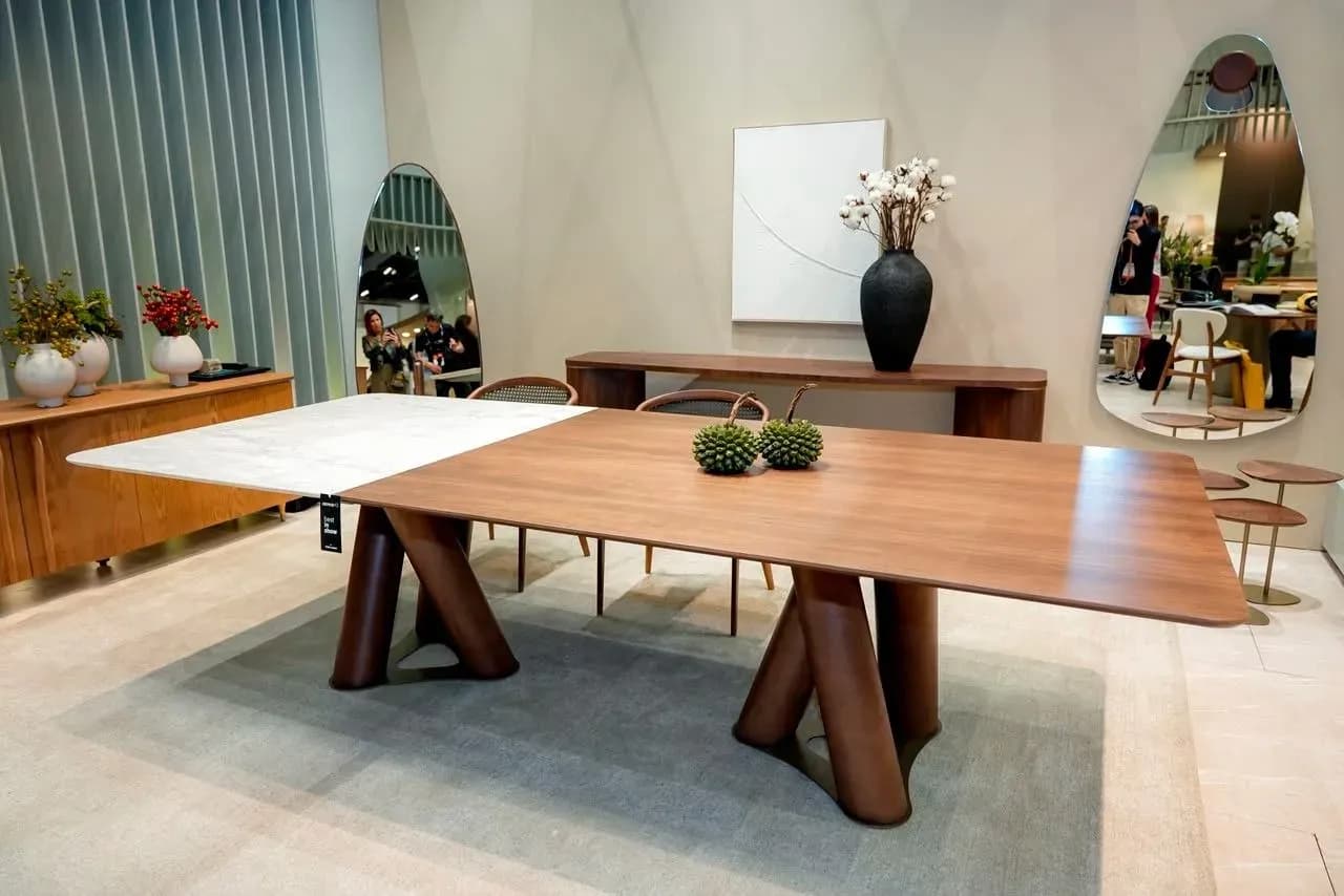 Mesa Pilotis conquista prêmio Best in Show na edição ABIMAD'42