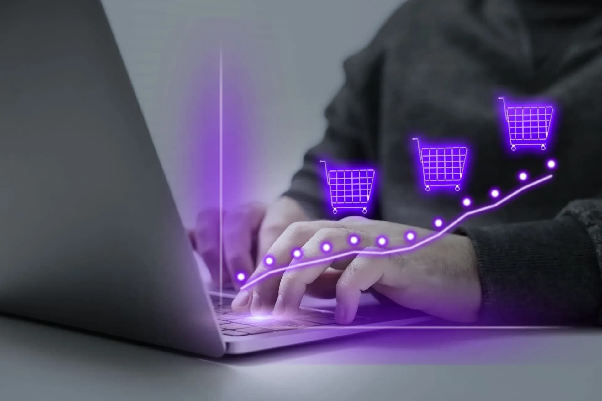 Varejo registra pior agosto desde 2020, enquanto e-commerce avança