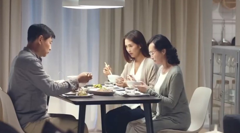 Ikea Exibe Vídeo Pornográfico Na China Móveis De Valor